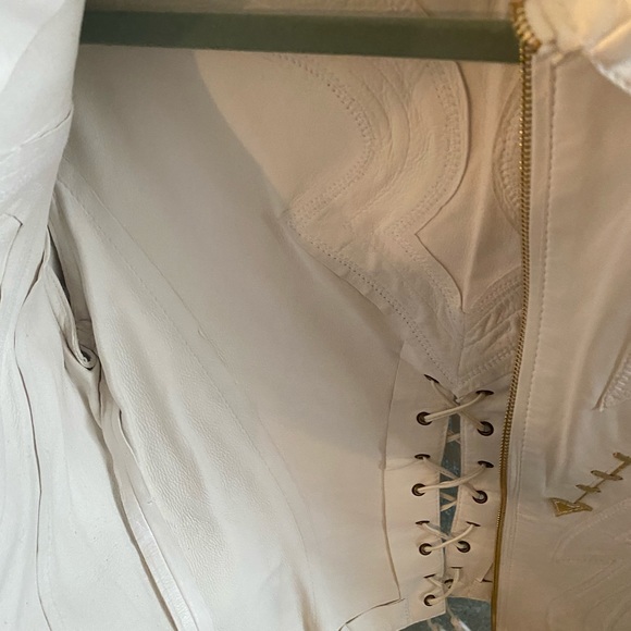 Authentic Roberto Cavalli white leather jacket - Picture 7 of 7